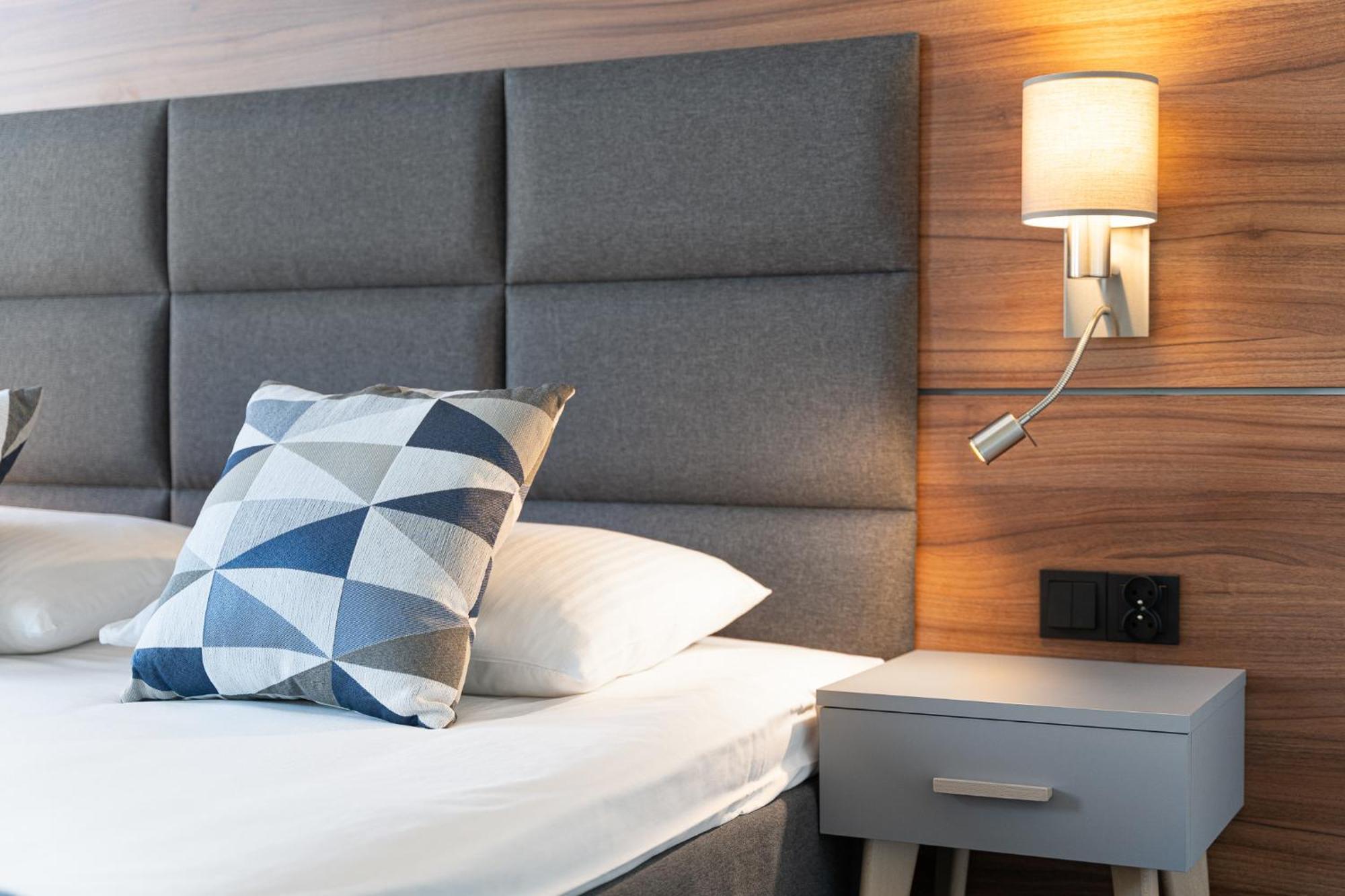 Park Apartment Old Town By Noclegi Renters 什切青 外观 照片
